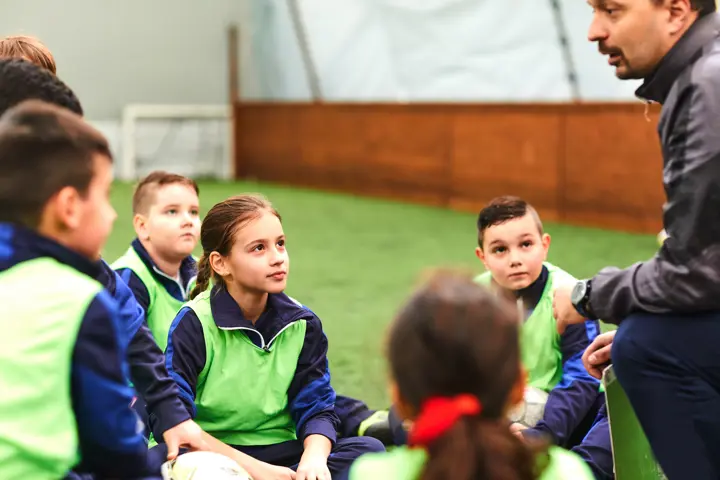 Listening and speaking (communication) 7 to 11 years