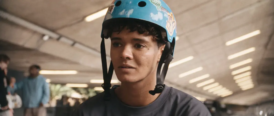 5 tips for using social media to make decisions about managing your money