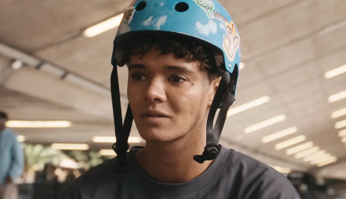 5 tips for using social media to make decisions about managing your money